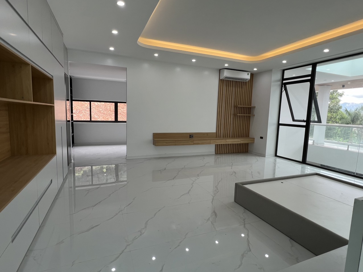 Hình ảnh thi công nội thất thực tế nhà ở